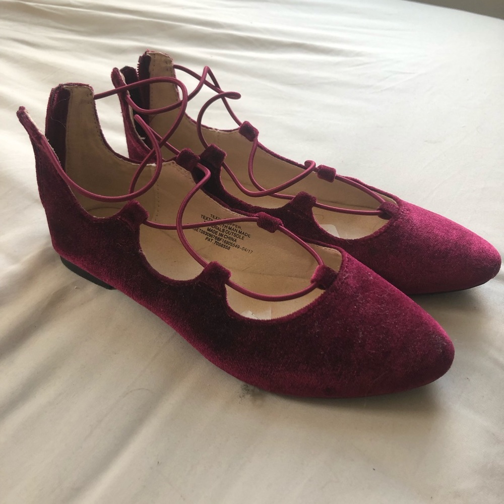 Velvet criss cross tie ballet flats